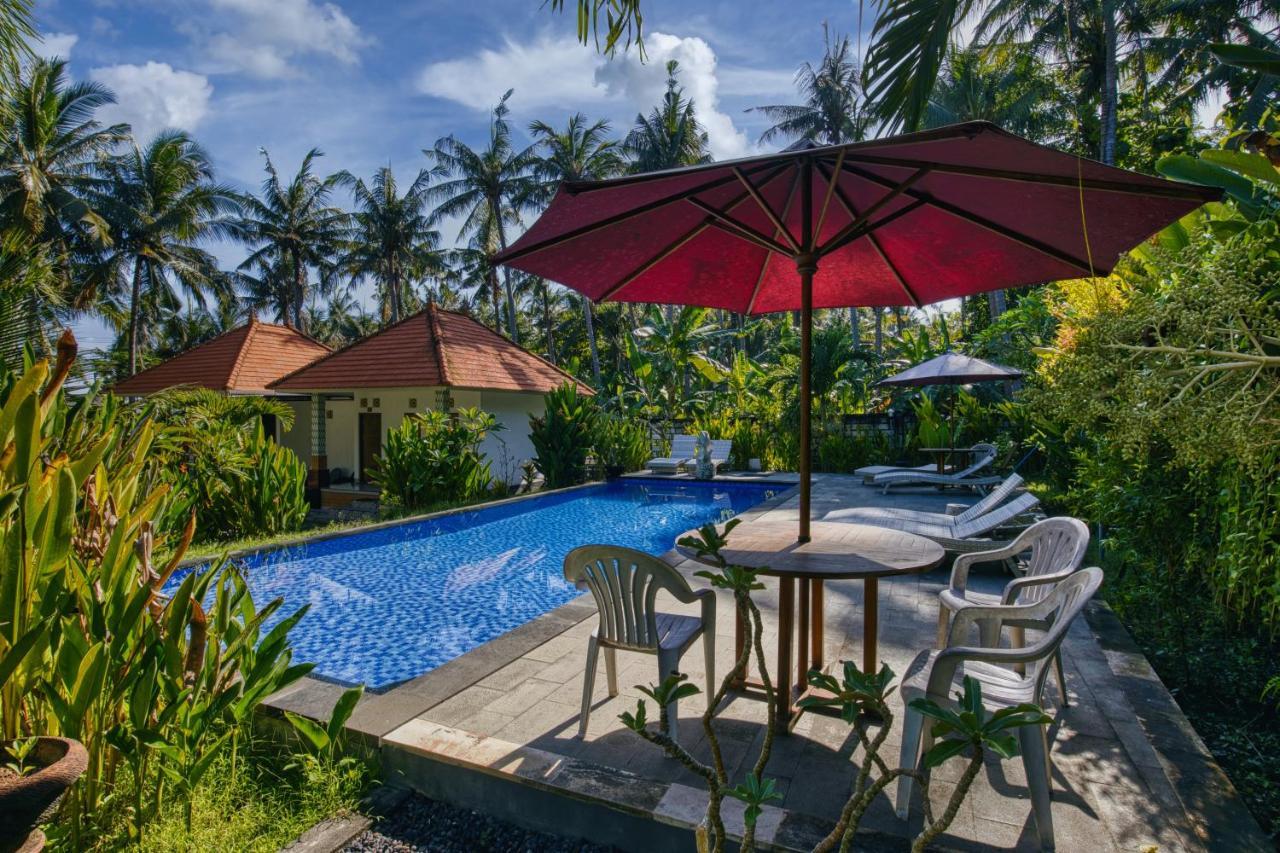 Coconut Hill Cottage Batununggul Esterno foto